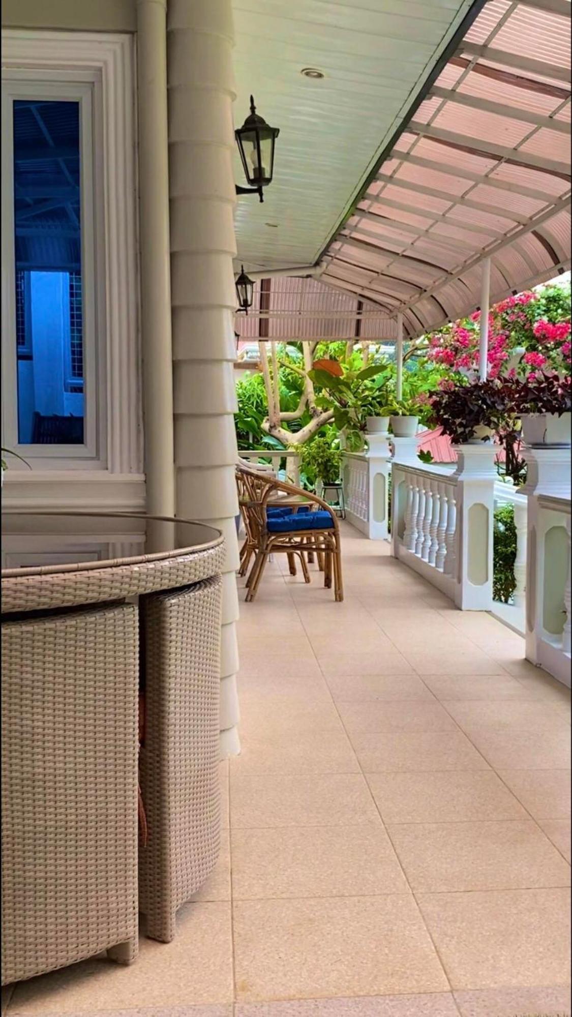 Отель Sunshine'S Haven Ronda Экстерьер фото